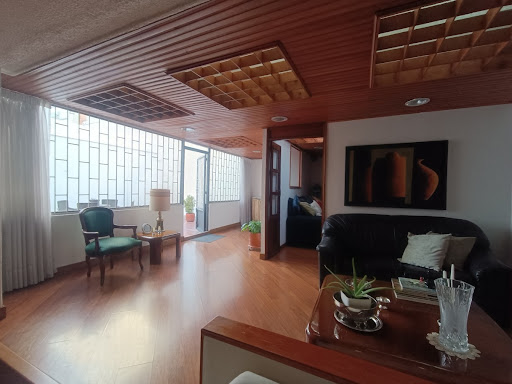 Apartamento en venta en Santa Barbara Alta, Bogotá · foto 8 de 21