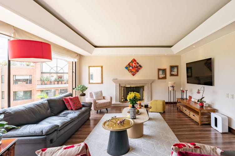 Apartamento de 3 alcobas en venta en Santa Barbara Alta, Bogotá, 305 m² · foto 2 de 20