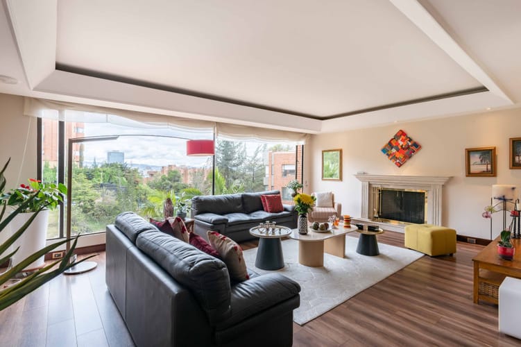 Apartamento de 3 alcobas en venta en Santa Barbara Alta, Bogotá, 305 m² · foto 5 de 20