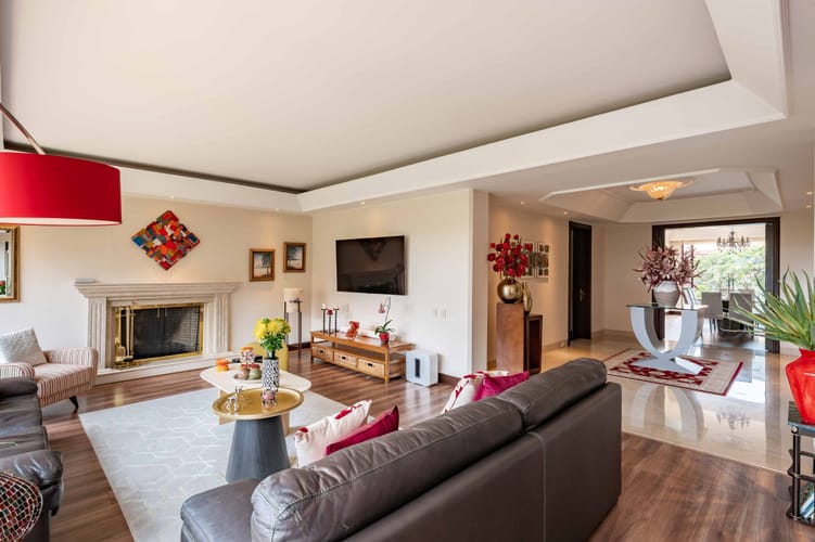 Apartamento de 3 alcobas en venta en Santa Barbara Alta, Bogotá, 305 m² · foto 6 de 20