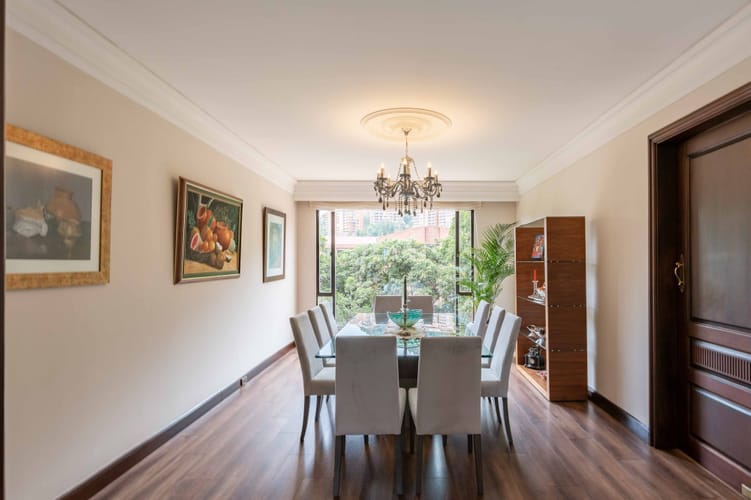 Apartamento de 3 alcobas en venta en Santa Barbara Alta, Bogotá, 305 m² · foto 9 de 20