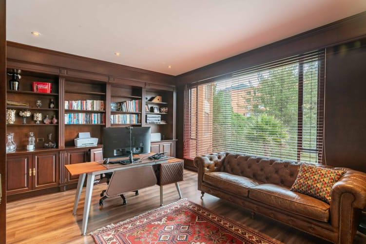 Apartamento de 3 alcobas en venta en Santa Barbara Alta, Bogotá, 305 m² · foto 11 de 20
