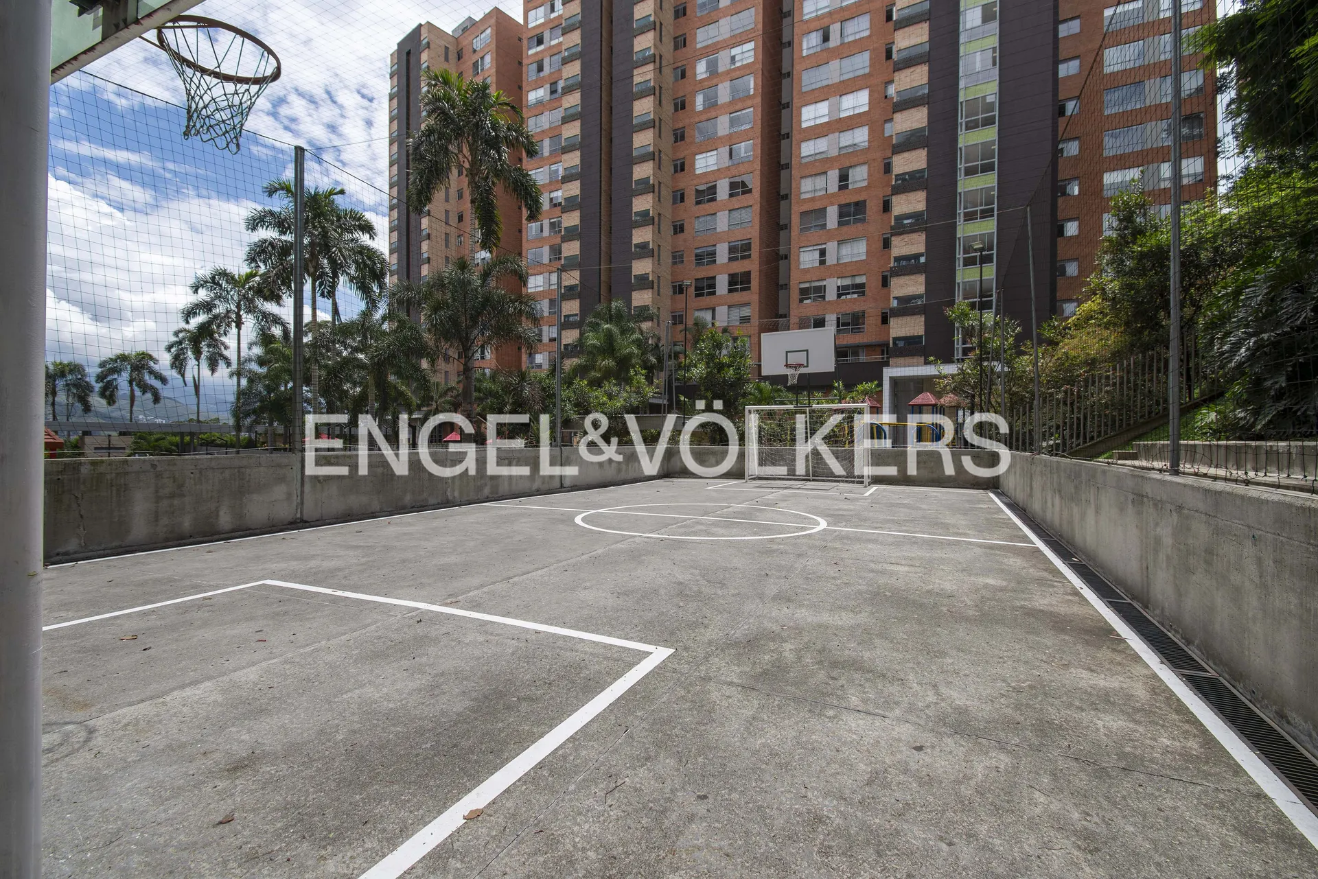 Apartamento en venta en Loma Benedictinos, Medellín · foto 17 de 17