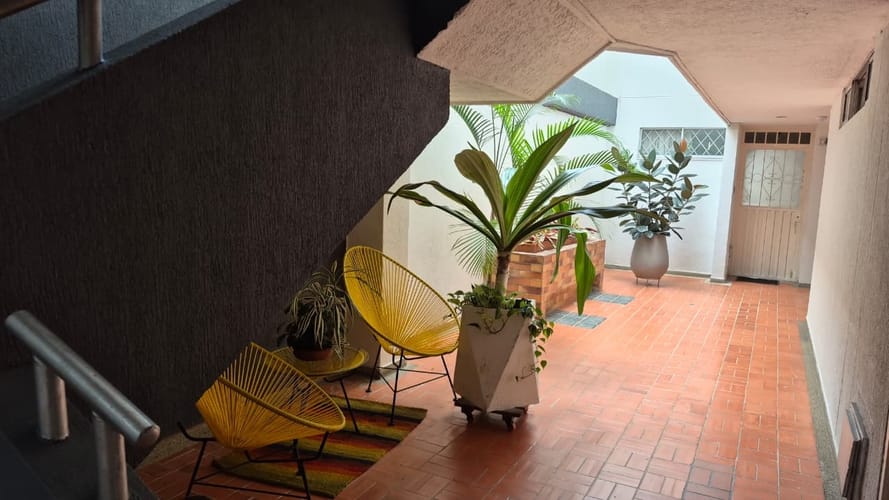 Apartamento de 2 alcobas en venta en San Alonso, Bucaramanga, 68 m² · foto 2 de 12