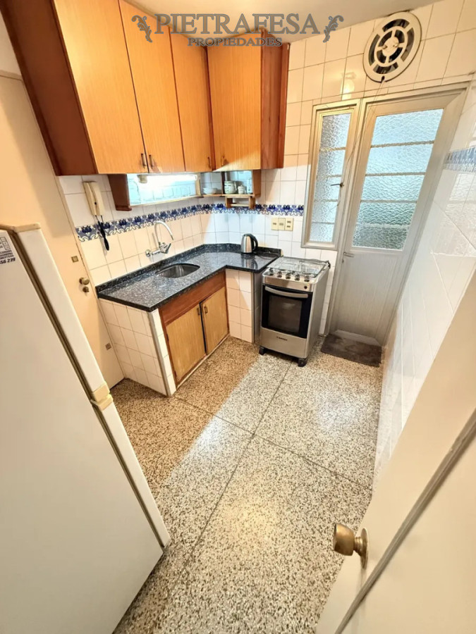 Apartamento en alquiler, 2 dormitorios, 2 baños, patio. Equipado. Pocitos. · Foto 4