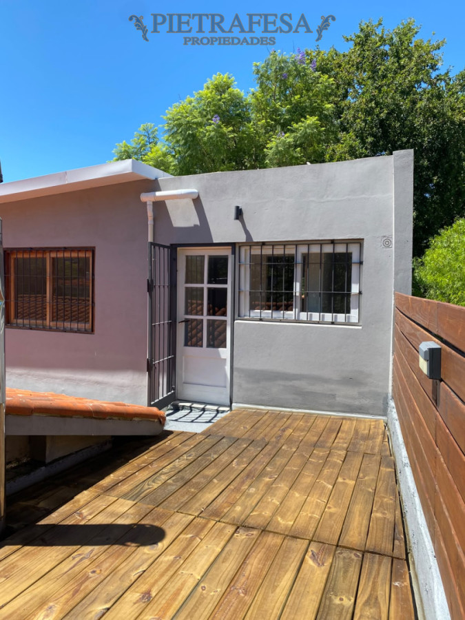 Apartamento 1 dormitorio con vestidor y patio en Punta Gorda · Foto 3