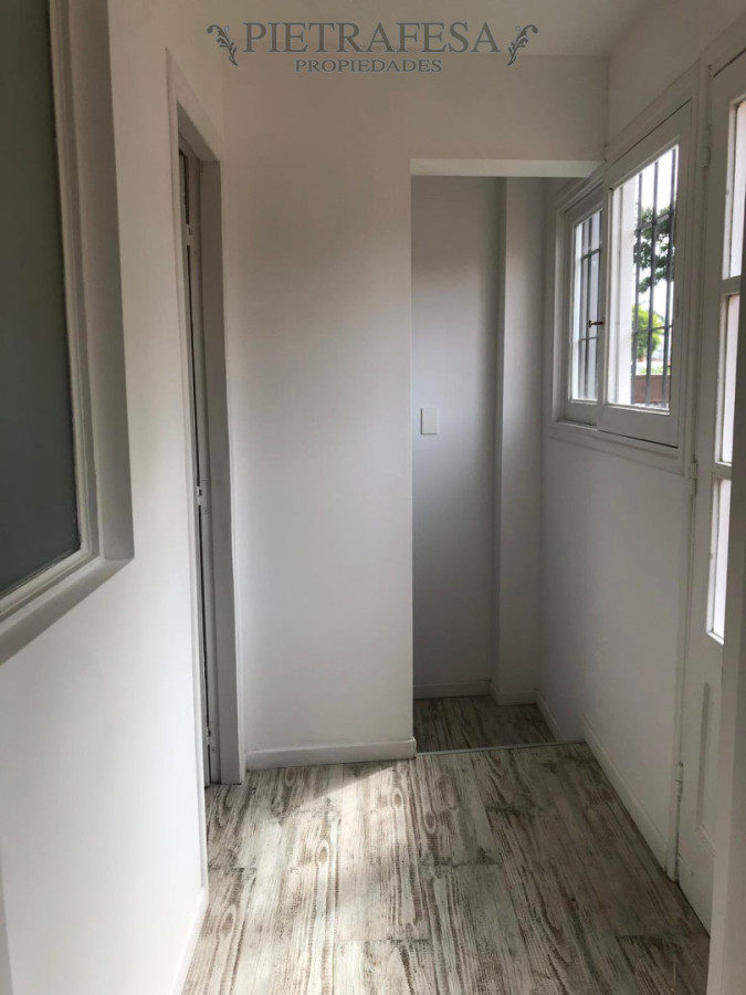 Apartamento 1 dormitorio con vestidor y patio en Punta Gorda · Foto 11