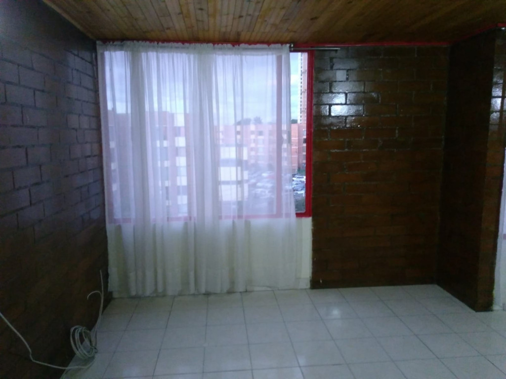 Apartamento en venta en Lago Timiza, Bogotá · foto 6 de 19