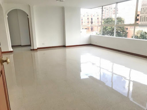Apartamento en arriendo en Laureles, Medellín · foto 9 de 24