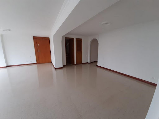 Apartamento en arriendo en Laureles, Medellín · foto 10 de 24