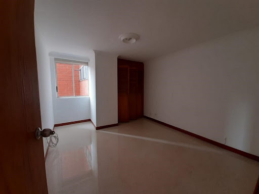 Apartamento en arriendo en Laureles, Medellín · foto 11 de 24