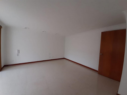 Apartamento en arriendo en Laureles, Medellín · foto 13 de 24