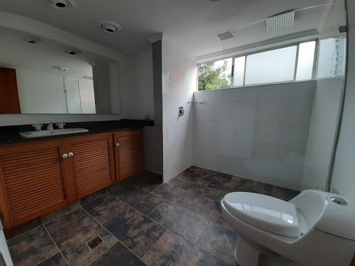Apartamento en arriendo en Laureles, Medellín · foto 15 de 24