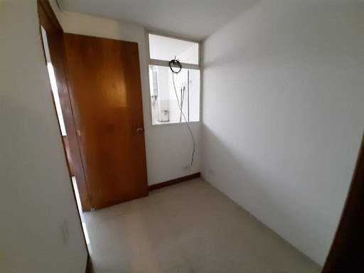 Apartamento en arriendo en Laureles, Medellín · foto 16 de 24