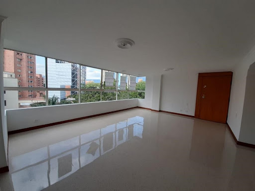 Apartamento en arriendo en Laureles, Medellín · foto 18 de 24