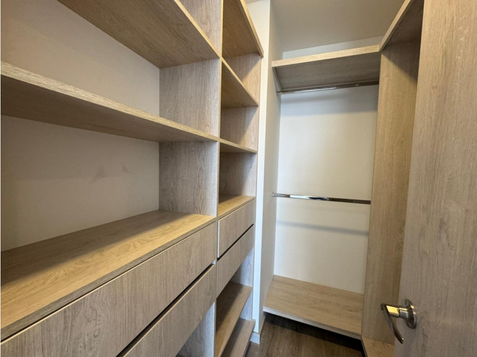 Apartamento en arriendo en El Poblado, Medellín · foto 12 de 13
