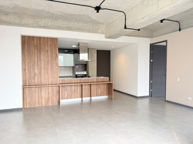 Apartamento de 2 alcobas en arriendo en El Poblado, Medellín, 115 m² · foto 8 de 16