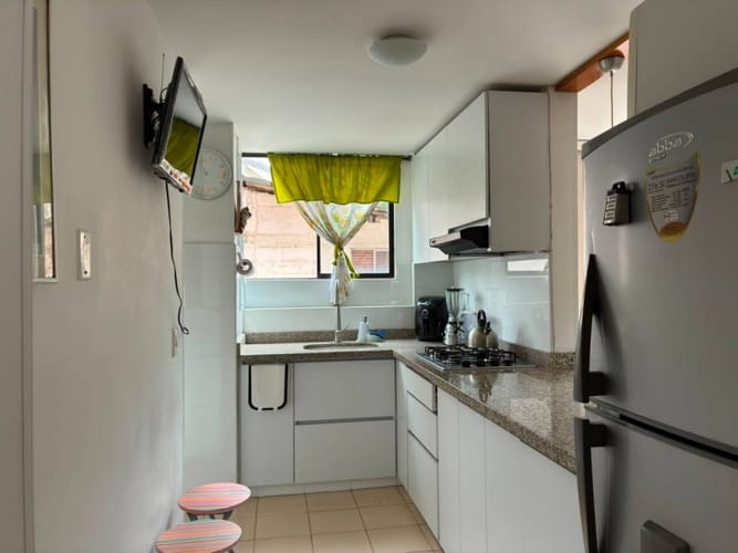 Apartamento de 3 alcobas en venta en El Mirador, Ibagué, 89 m² · foto 4 de 16