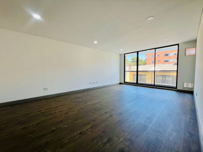 Apartamento de 3 alcobas en venta en Nicolas De Federman, Bogotá, 132 m² · foto 2 de 24