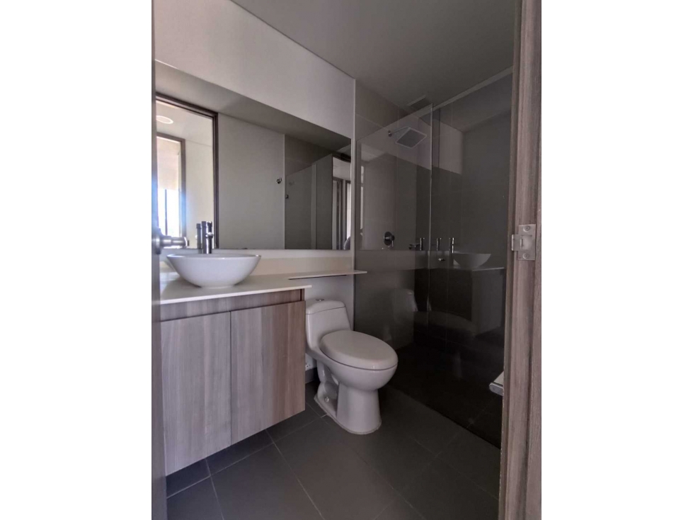Apartamento en venta en Los Naranjos, Itagüí · foto 4 de 17