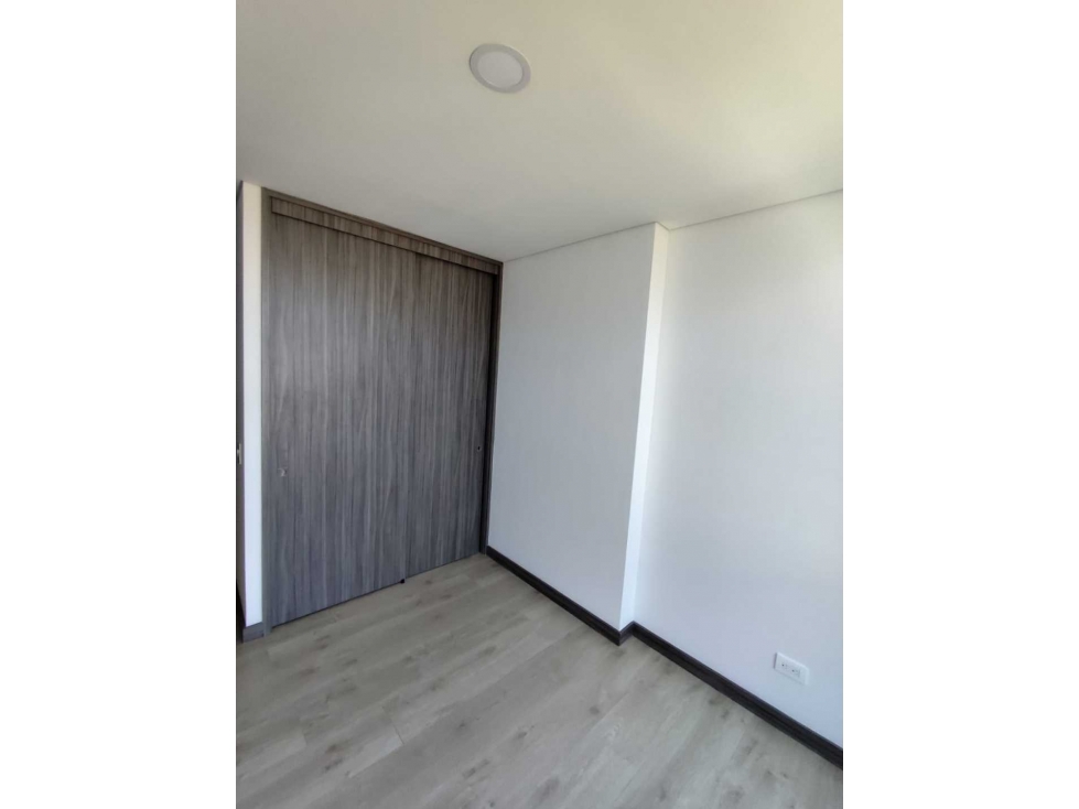 Apartamento en venta en Los Naranjos, Itagüí · foto 6 de 17