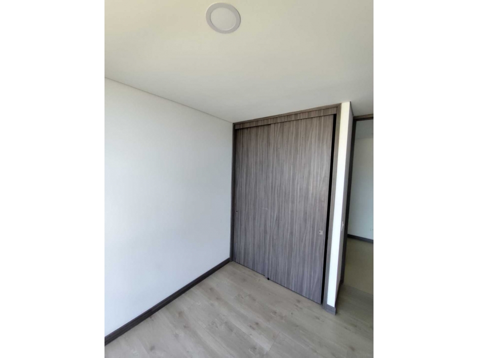 Apartamento en venta en Los Naranjos, Itagüí · foto 9 de 17