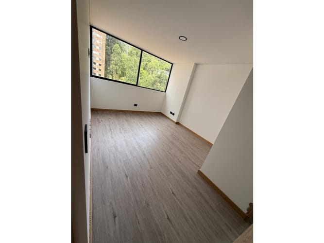Apartamento de 1 alcoba en arriendo en El Poblado, Medellín, 61 m² · foto 5 de 18