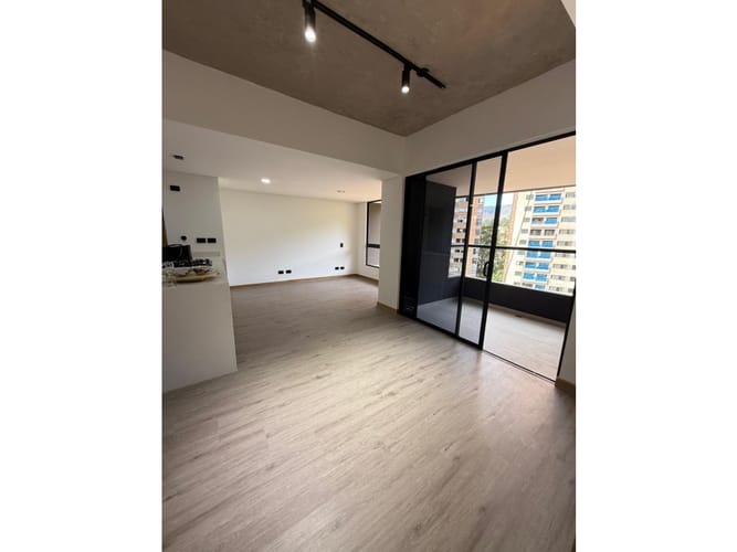 Apartamento de 1 alcoba en arriendo en El Poblado, Medellín, 61 m² · foto 10 de 18