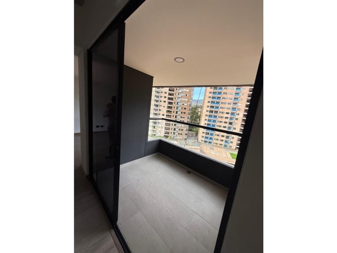 Apartamento de 1 alcoba en arriendo en El Poblado, Medellín, 61 m² · foto 13 de 18