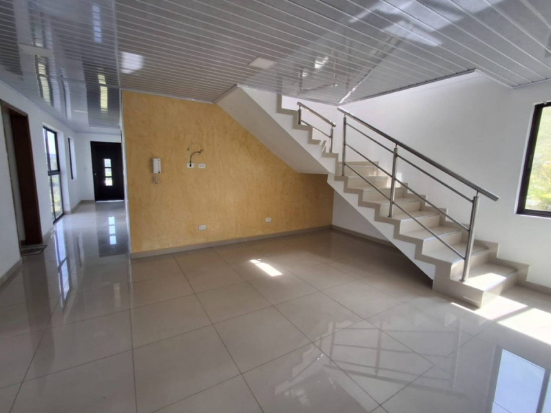 Casa en arriendo en La Industrial, Marinilla · foto 5 de 24