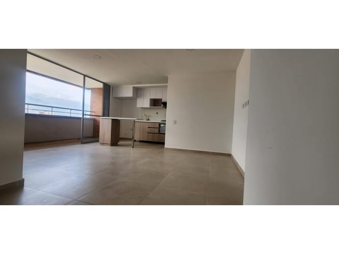 Apartamento de 3 alcobas en venta en Hospital Mental, Bello, 76 m² · foto 3 de 18