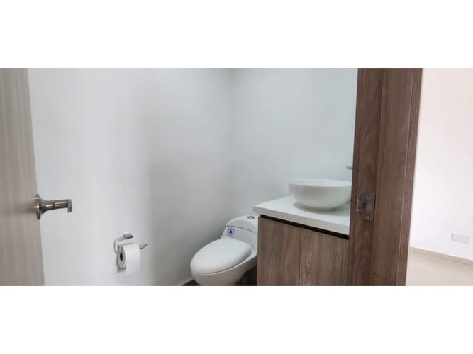 Apartamento de 3 alcobas en venta en Hospital Mental, Bello, 76 m² · foto 15 de 18