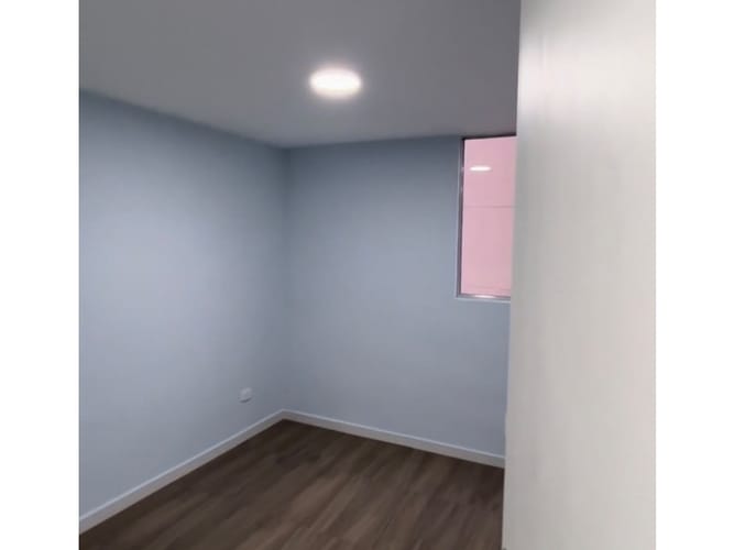 Apartamento de 3 alcobas en venta en La Prosperidad, Madrid, 62 m² · foto 9 de 14