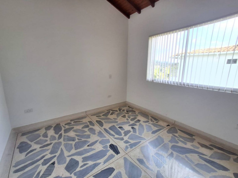 Casa en arriendo en La Industrial, Marinilla · foto 8 de 24