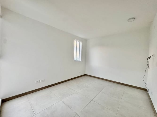 Apartamento de 3 alcobas en venta en Menga, Cali, 87 m² · foto 8 de 24