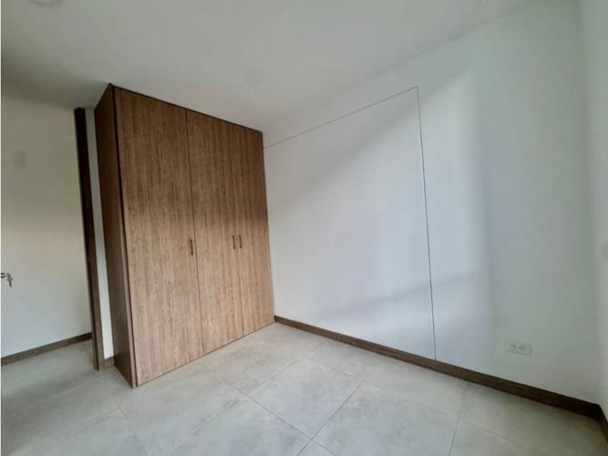 Apartamento de 3 alcobas en venta en Menga, Cali, 87 m² · foto 11 de 24