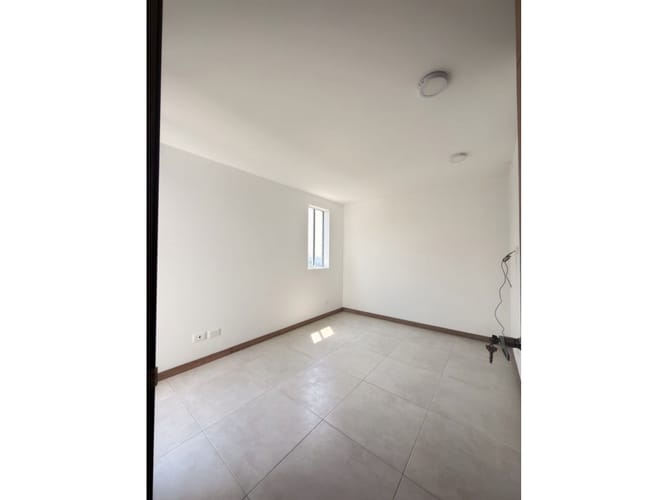 Apartamento de 3 alcobas en venta en Menga, Cali, 87 m² · foto 16 de 24