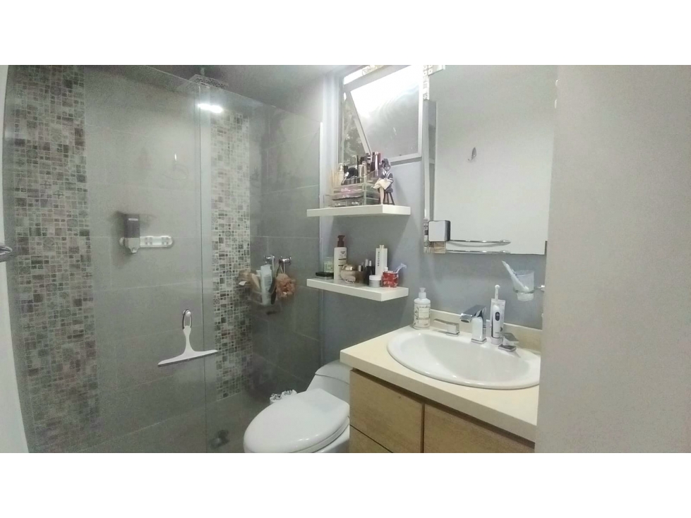Apartamento en venta en La Hacienda, Cali · foto 8 de 12