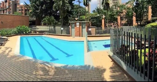 Apartamento de 3 alcobas en arriendo en El Poblado, Medellín, 60 m² · foto 10 de 10
