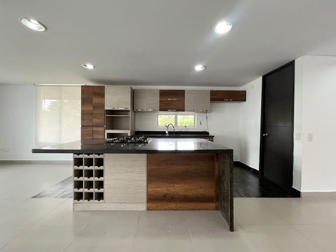 Casa de 3 alcobas en arriendo en El Retiro, 254 m² · foto 11 de 20