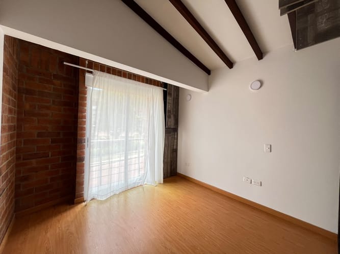 Casa de 3 alcobas en arriendo en El Retiro, 254 m² · foto 16 de 20