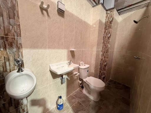 Bodega en arriendo en Calle Larga, Sabaneta, 180 m² · foto 3 de 9