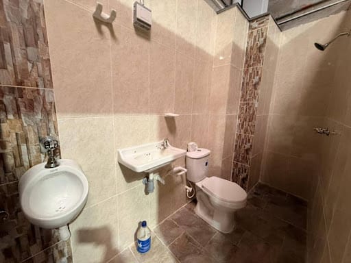 Bodega en arriendo en Calle Larga, Sabaneta, 180 m² · foto 8 de 9