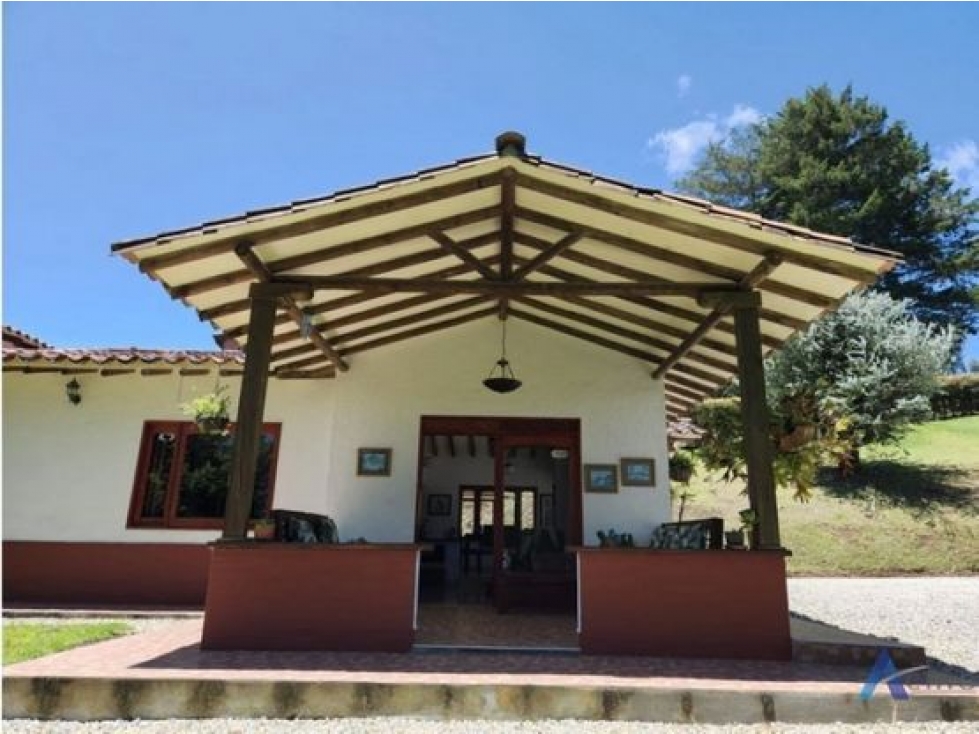 Casa de 3 alcobas en venta en Las Garzonas, Marinilla, 300 m² · foto 6 de 24