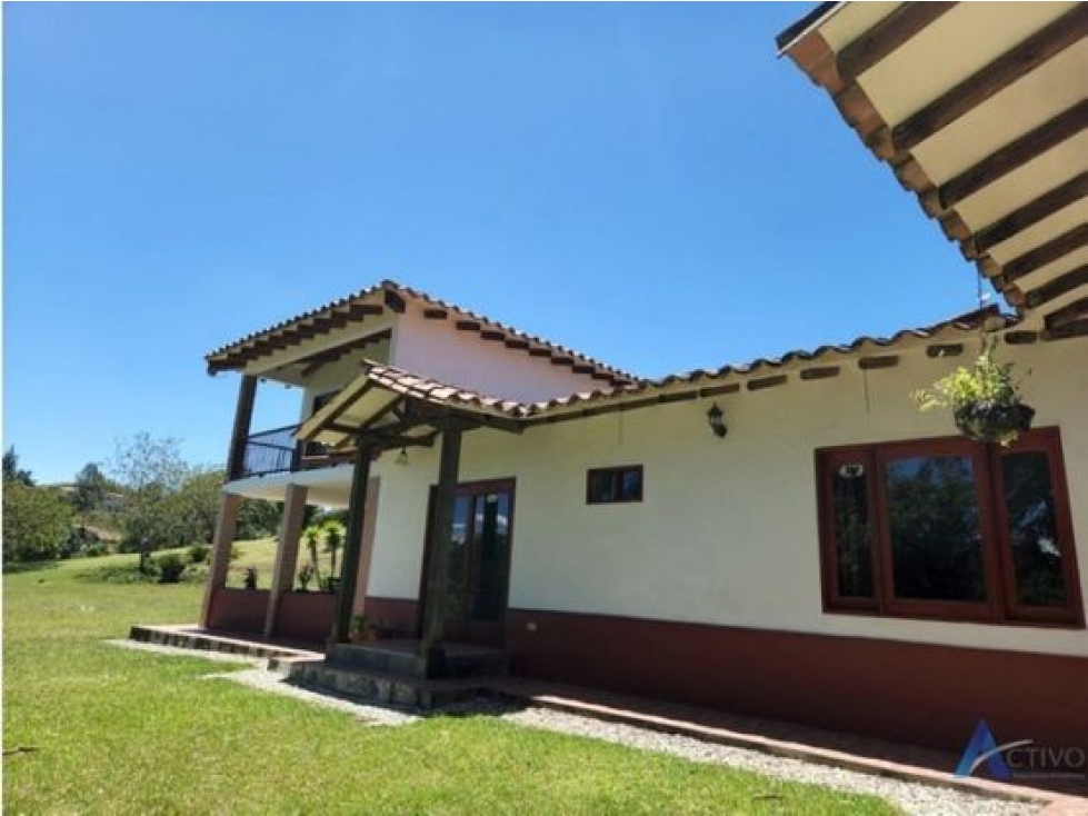 Casa de 3 alcobas en venta en Las Garzonas, Marinilla, 300 m² · foto 7 de 24