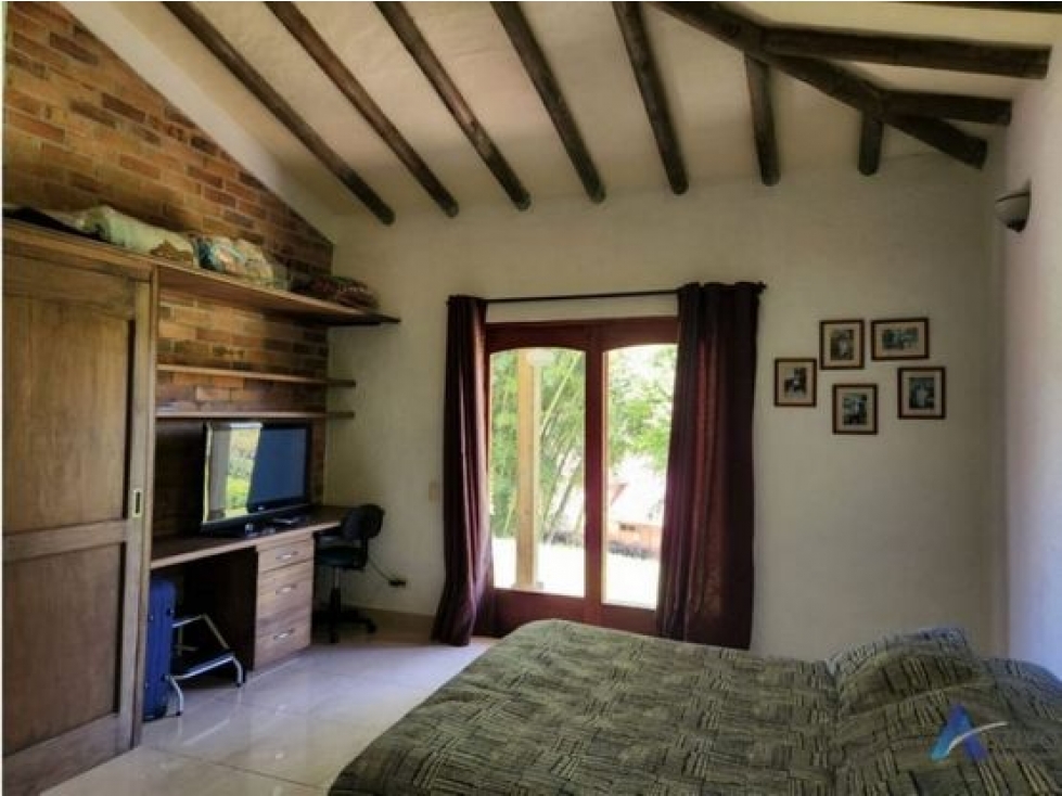 Casa de 3 alcobas en venta en Las Garzonas, Marinilla, 300 m² · foto 13 de 24