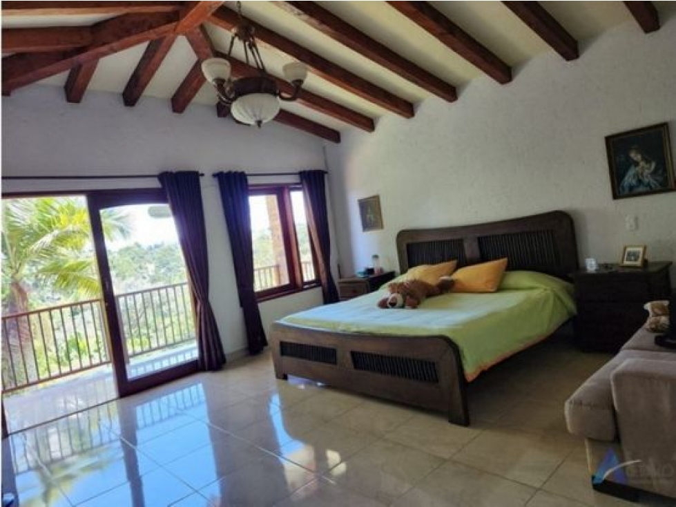Casa de 3 alcobas en venta en Las Garzonas, Marinilla, 300 m² · foto 19 de 24
