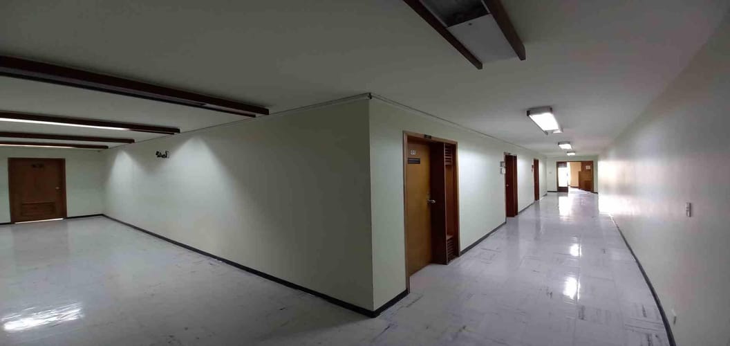 Oficina en venta en El Centro, Manizales, 24 m² · foto 2 de 11