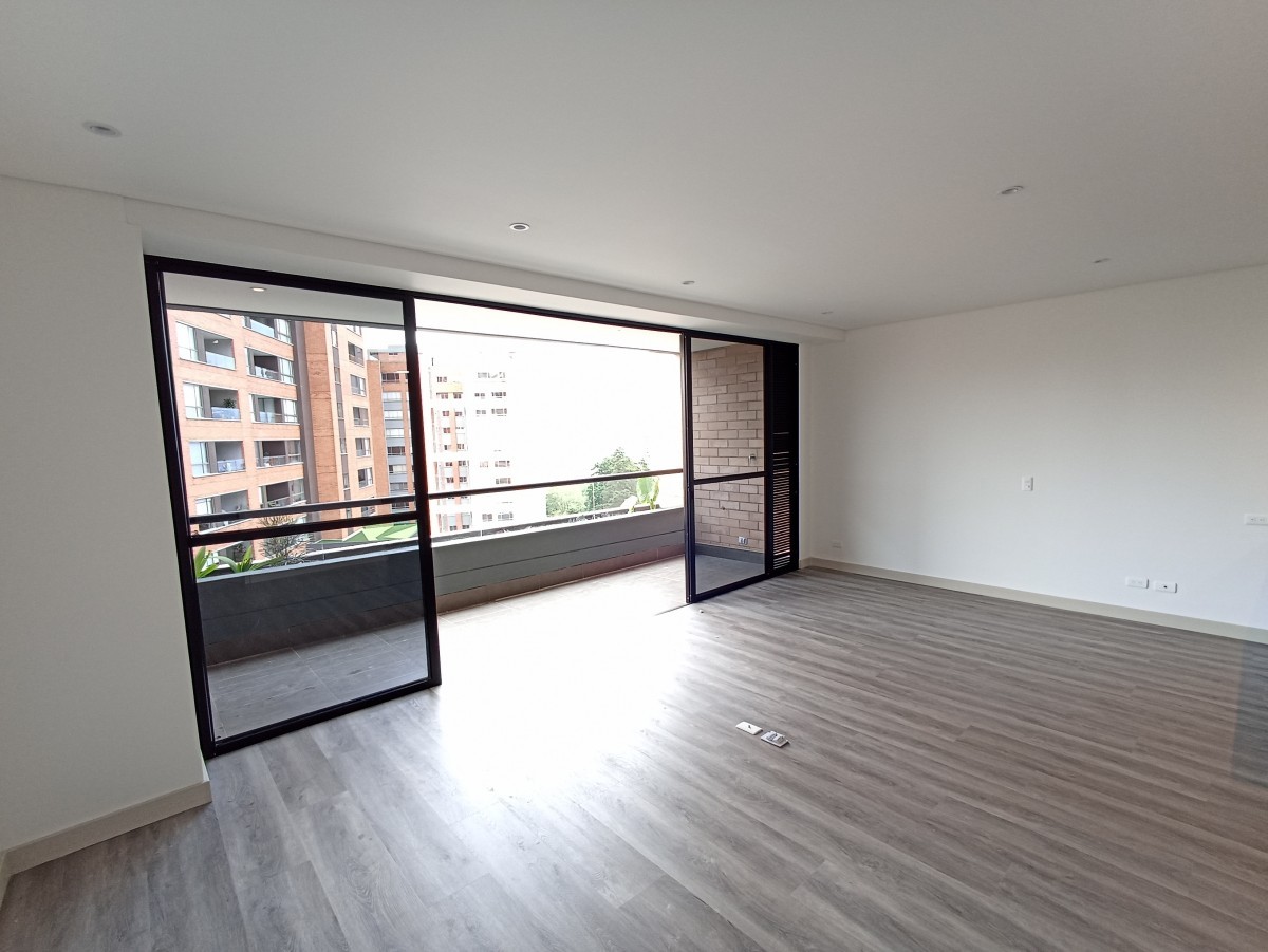 1BR Apartment in El tesoro (64 m²) - 4