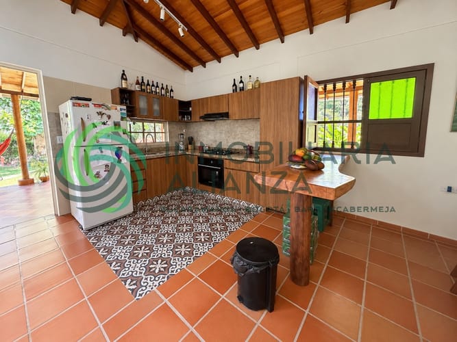 Casa de 3 alcobas en venta en Los Llanitos, Piedecuesta, 250 m² · foto 16 de 24